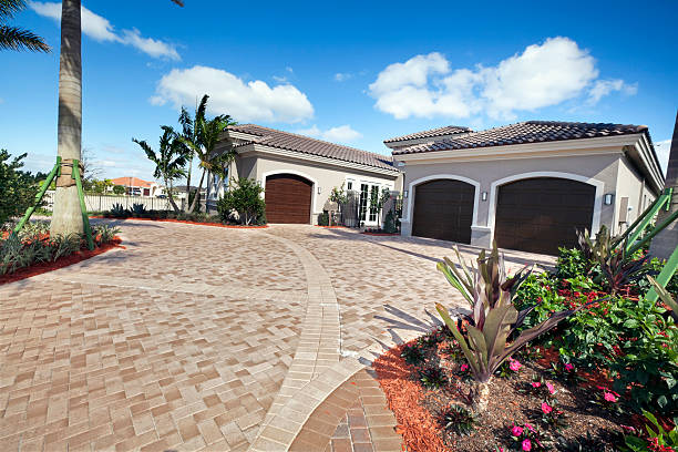 Best Driveway Resurfacing Pavers  in Albany, IN